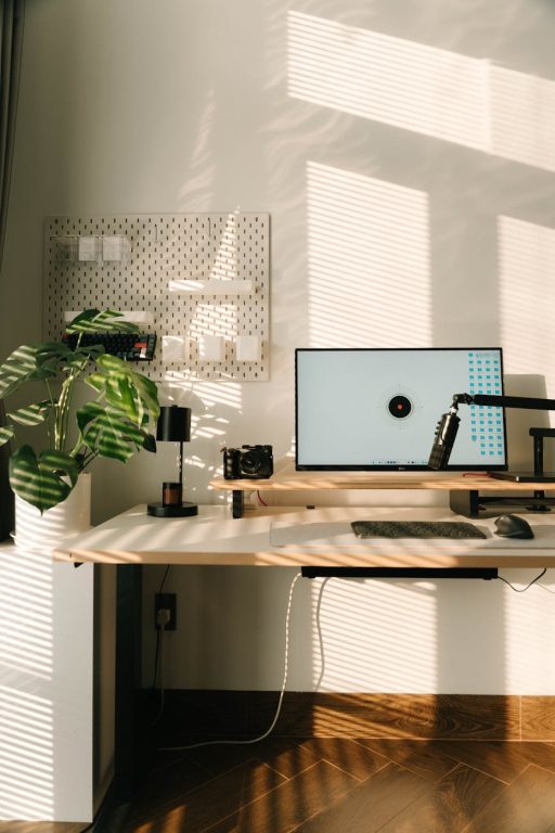 Tips for Creating a Cozy and Productive Home Office Space